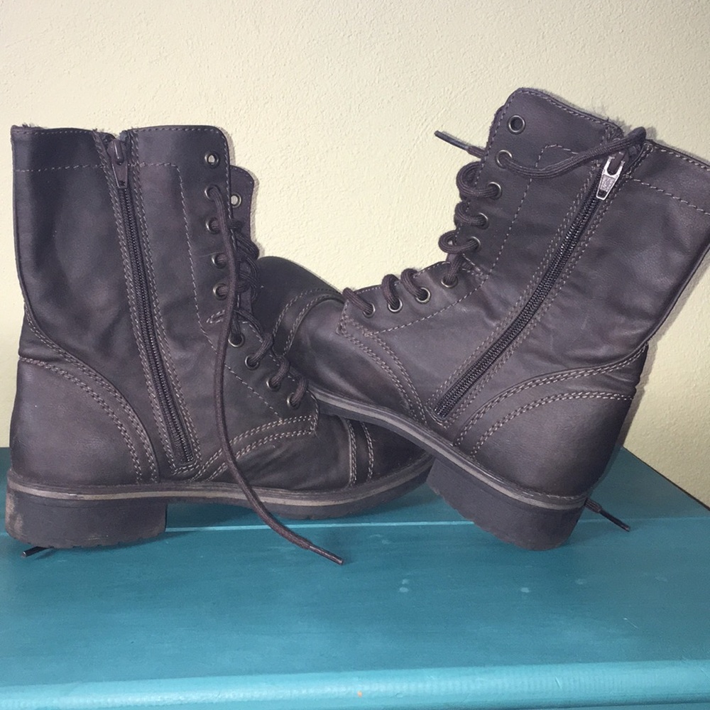 Brown boots